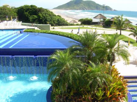 A piscina do SPA do Costo do Santinho.