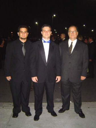 Vitor, Daniel e Washington. Na festa de formatura do Daniel em 4 de fevereiro de 2006.